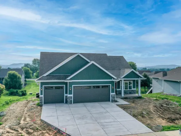 500 Whitford Ave, Prairie Du Sac, WI 53578