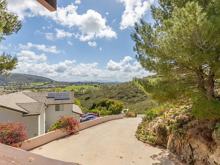 224 Via Las Brisas — Photo 37