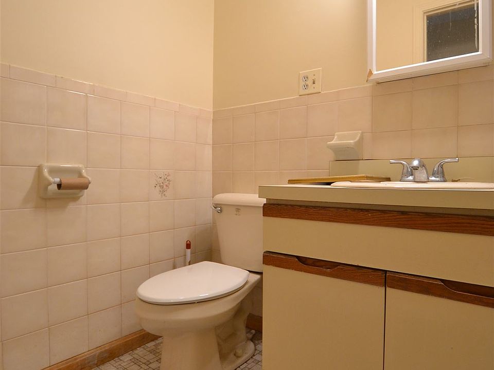 47 Dighton St Brighton MA Zillow