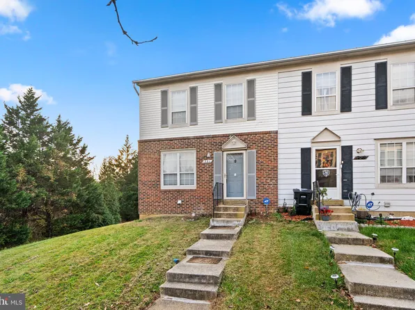 731 Saint Michaels Dr, Bowie, MD 20721