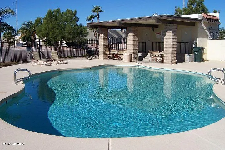 2534 E Villa Theresa Dr — Photo 25