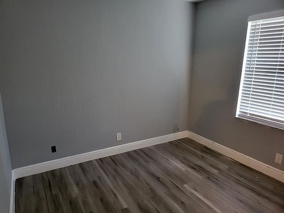 5th image of 1420 NW 3rd Terrace