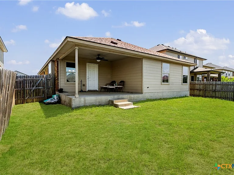 5634 Stonehaven Dr — Photo 30