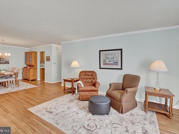 3rd image of 7076 Seneca Ridge Dr