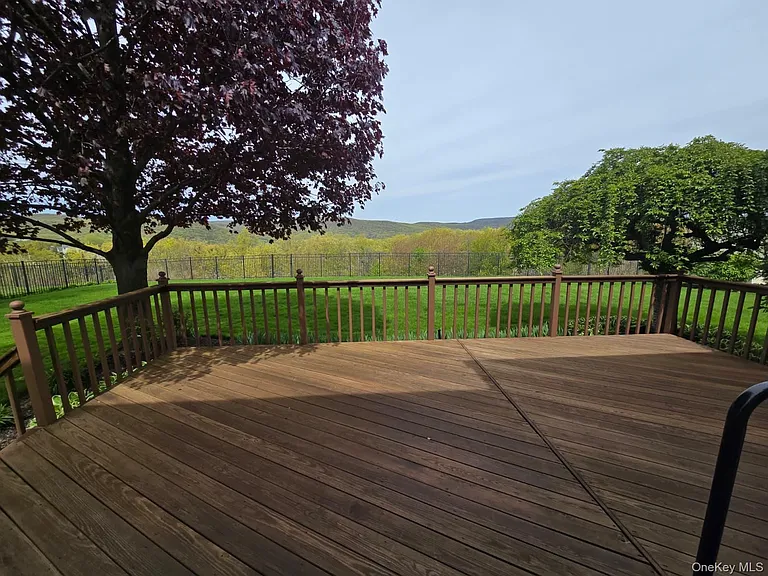 54 Wilderness Dr — Photo 17