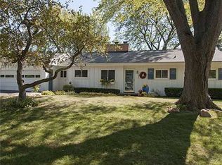 1521 Avondale Ave, Ann Arbor, MI 48103