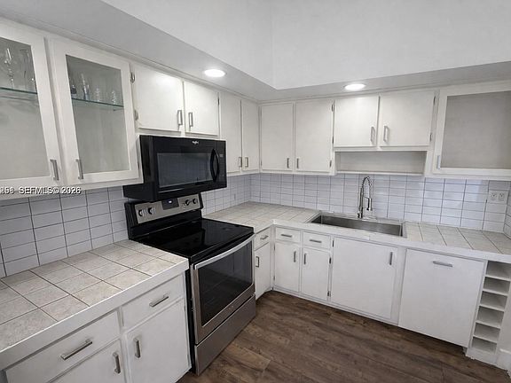 3rd image of 12504 SW 112th Ter