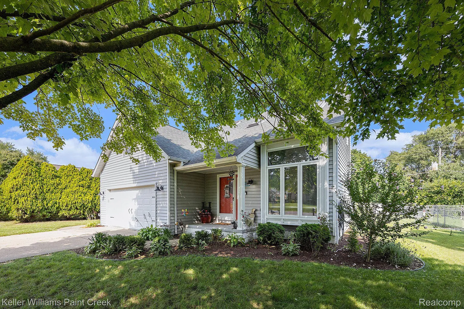5063 June Dr photo 1