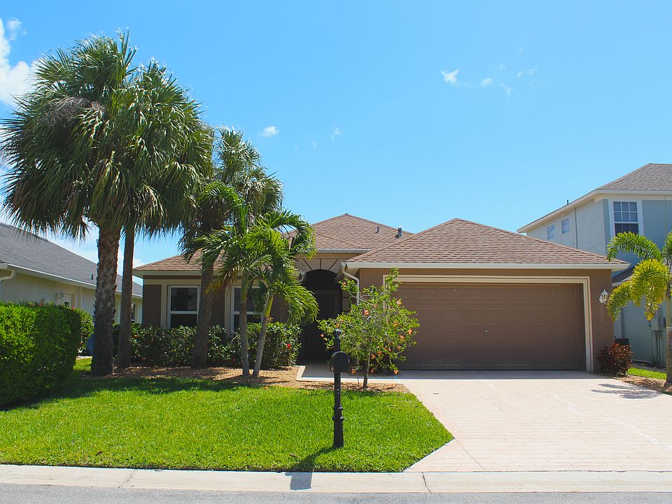 1st image of 14565 Calusa Palms Dr
