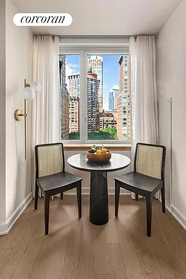 Dining area, photo 1