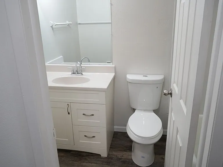 Nakoma Heights Apartment Homes — Photo 63
