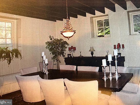 3rd image of 1 Private Way