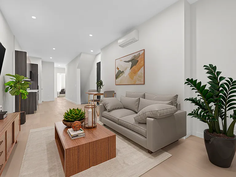 149 Ainslie St #1L — Photo 4