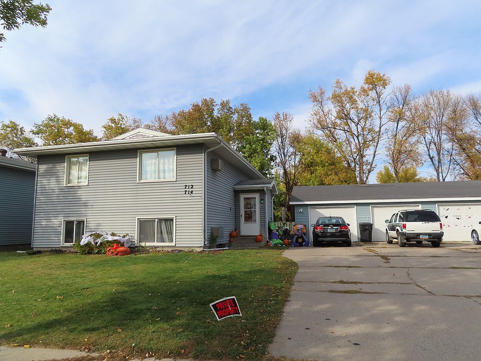 1st image of 712-714 Great Plains Ct