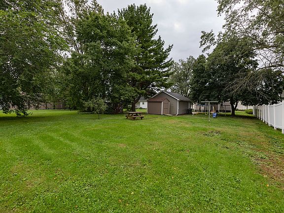5th image of 545 E Exchange St