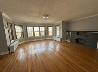 5717 N Washtenaw Ave #2, Chicago, IL 60659
