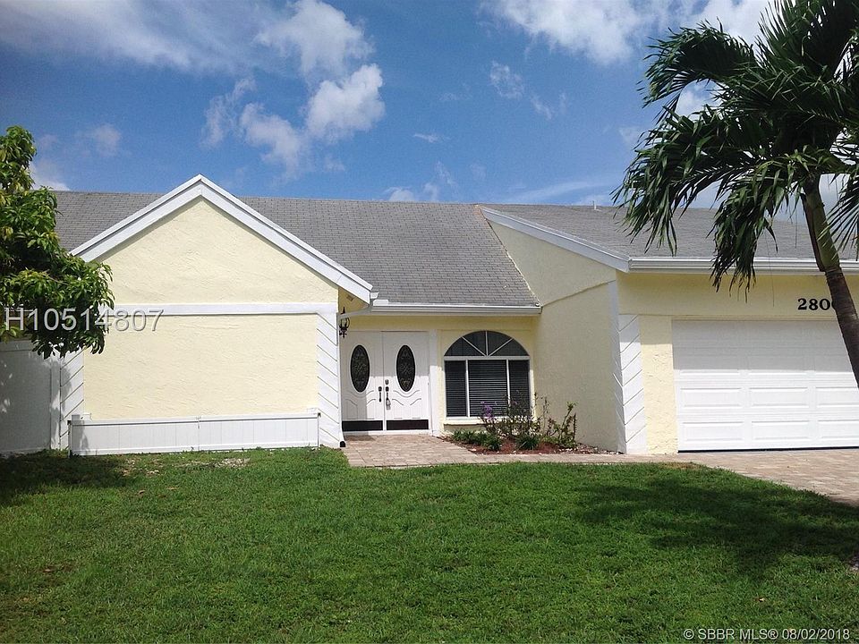 1st image of 2800 Cypress Ave
