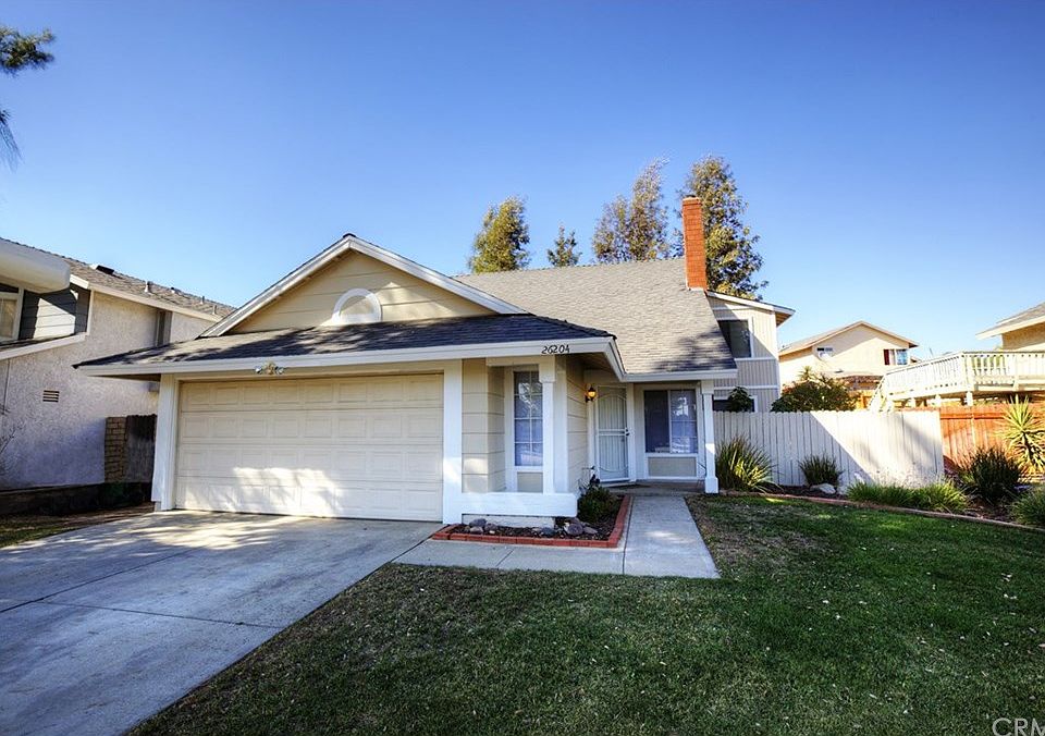 1st image of 26204 Dracaea Ave