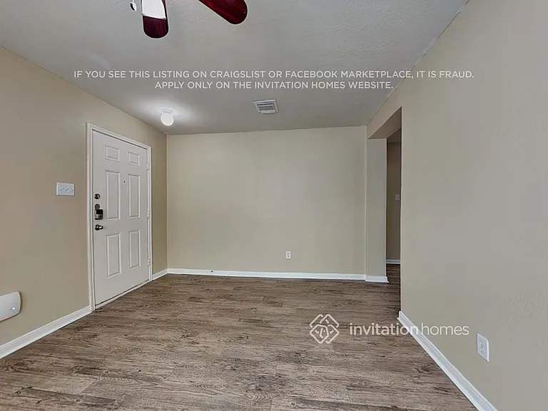 13742 Clarks Fork Dr — Photo 4