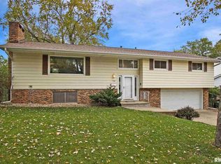 1724 W Willow Wood Dr, Peoria, IL 61614