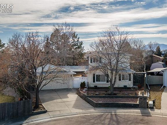 2nd image of 2120 Sarsi Dr