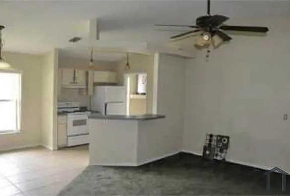 2663 Landover Blvd — Photo 3