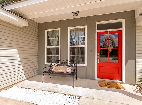 4th image of 46190 Lavelle Dr