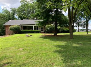 340 Schellridge Rd, Jefferson City, MO 65109