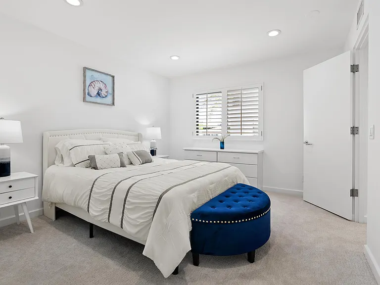 715 Bayside Dr — Photo 38