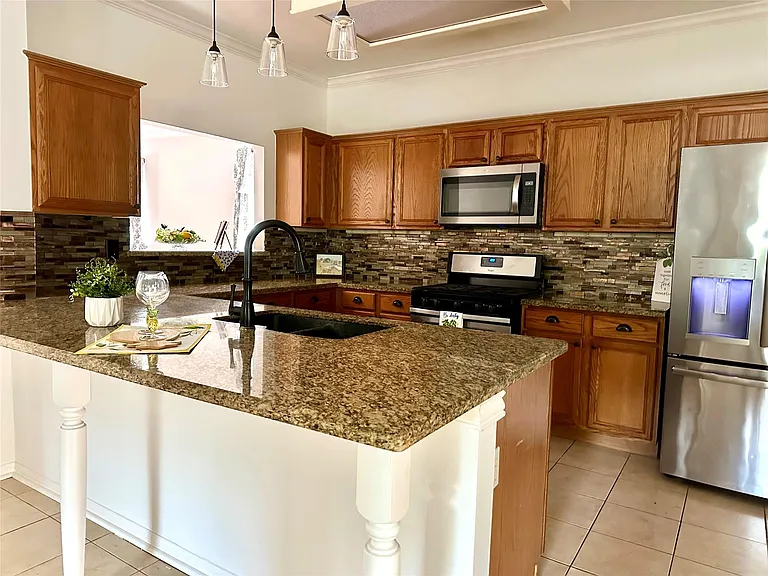 24914 Aughton Ct — Photo 27