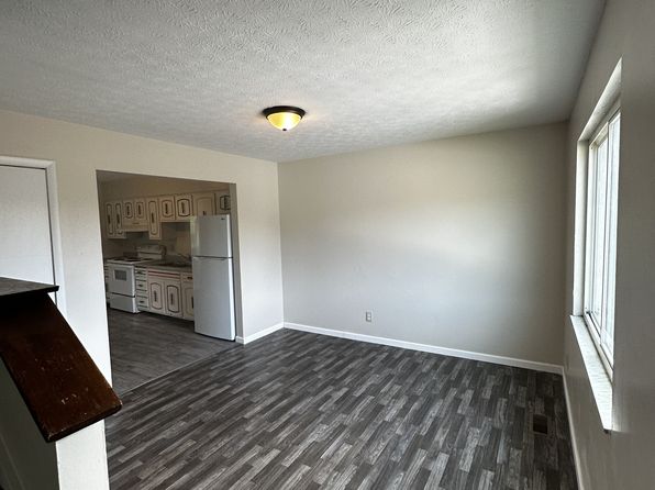 640 Cross Lanes Dr APT 2