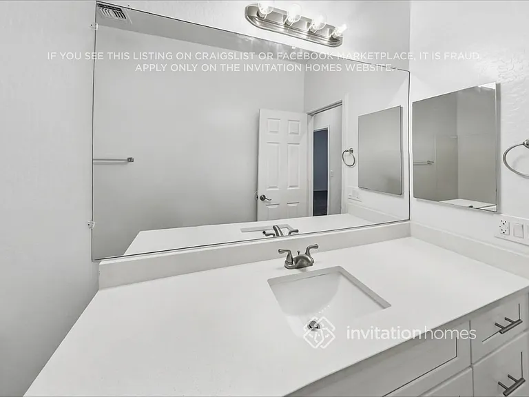 16042 W Hualapai St — Photo 17