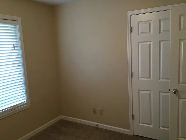 6328 Sunnybrook Ln — Photo 17