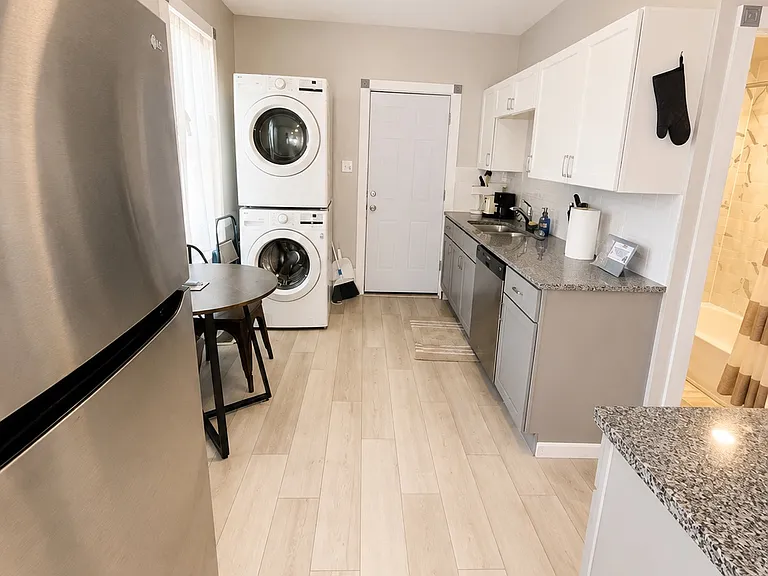 4511 Bridge Ave — Photo 11