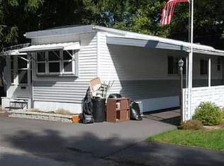 34 Patio Dr, Rochester, NY 14625