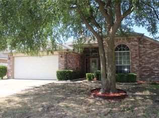 821 Lowe Dr, Cedar Hill, TX