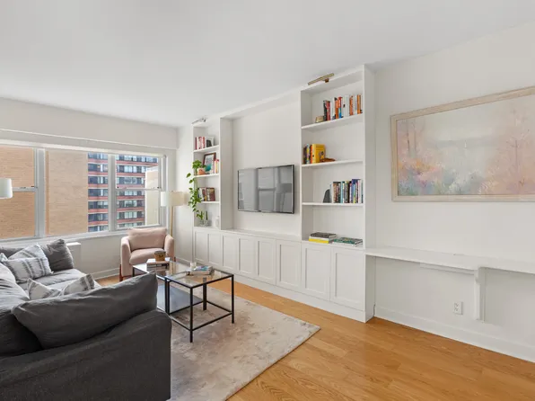 370 East 76th Street B1008 image 1 of 6
