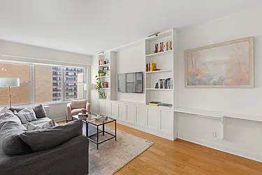 370 East 76th Street