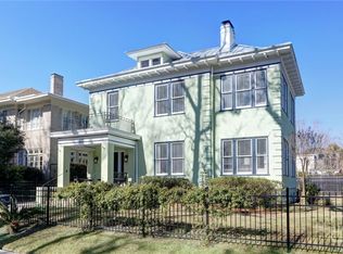 132 E 45th Street, Savannah, GA 31405