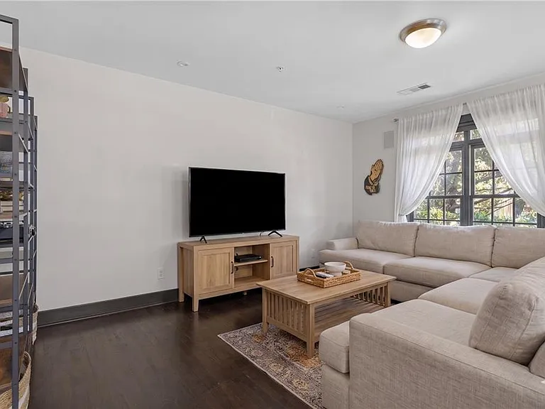 1300 Dekalb Ave NE #711 — Photo 11