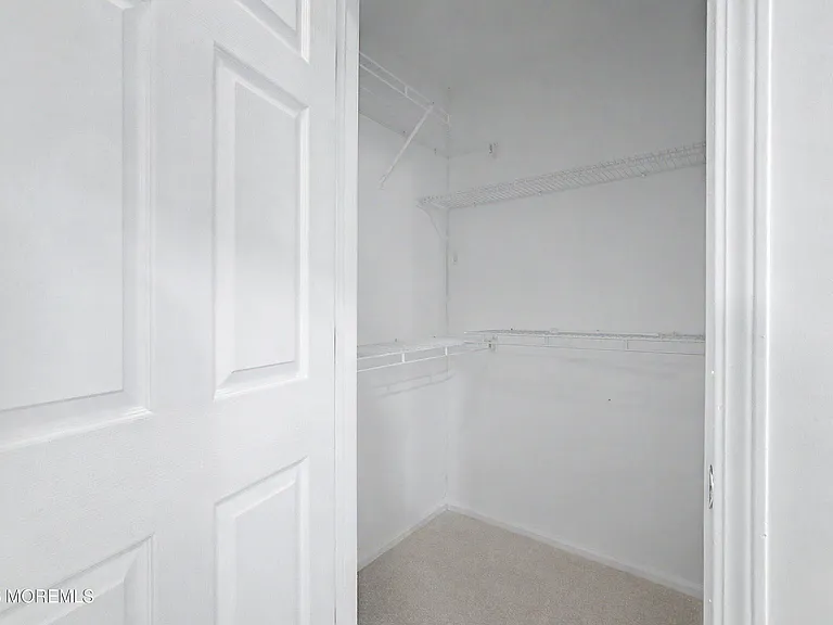 77 Picket Pl — Photo 21