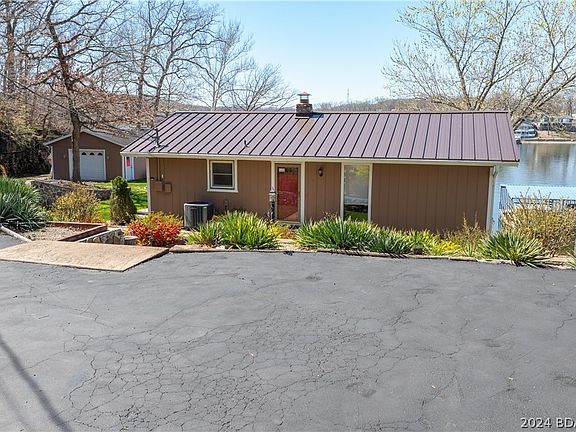 5th image of 543 Rockwood Dr