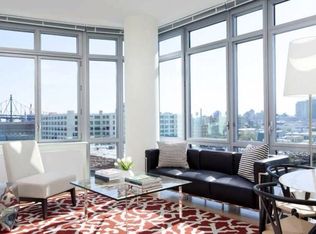 4910 Vernon Blvd, Long Island City, NY 11101