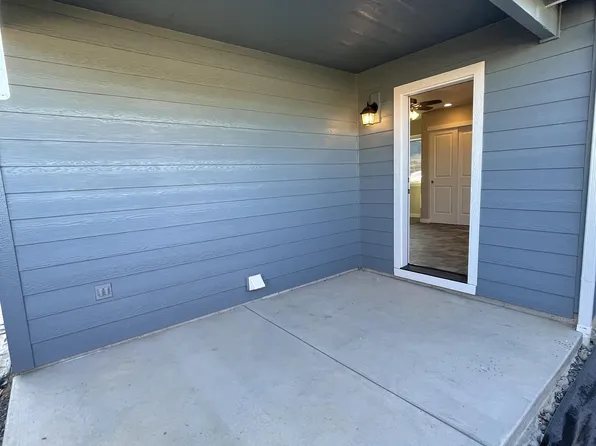 1841 Hubbard Ln Unit 6, Grants Pass, OR 97527