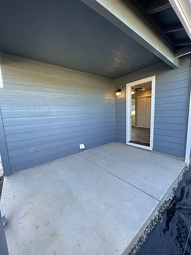 1841 Hubbard Ln Photo 1