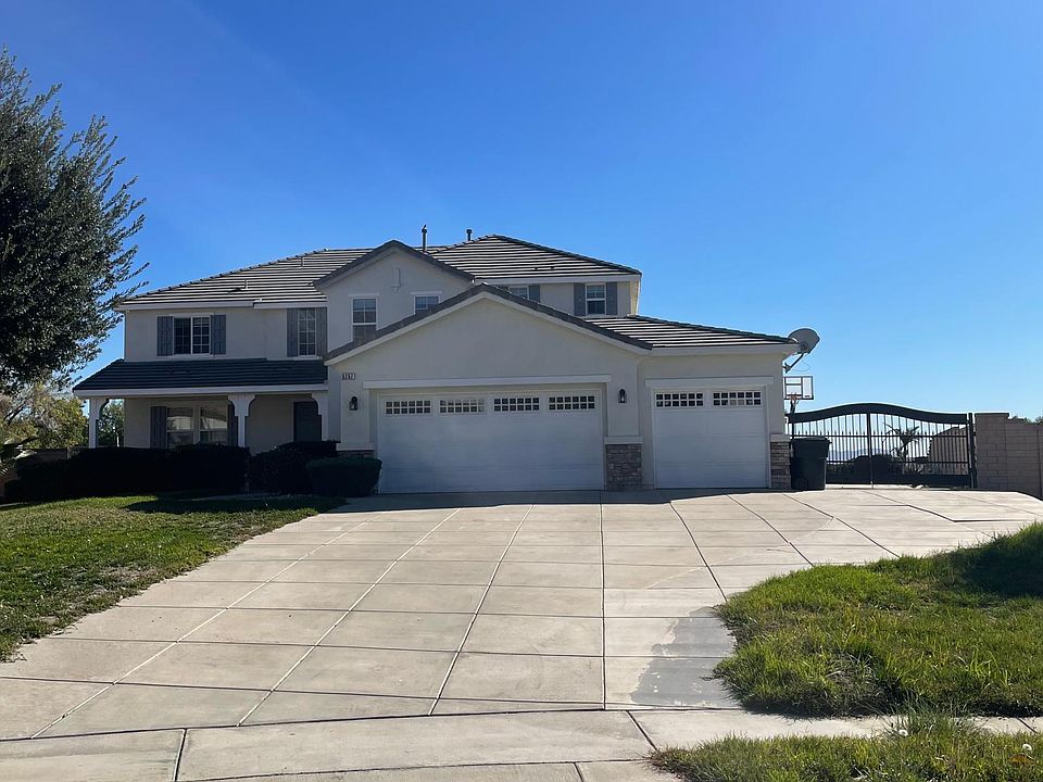 2nd image of 6267 Carrotwood Ct