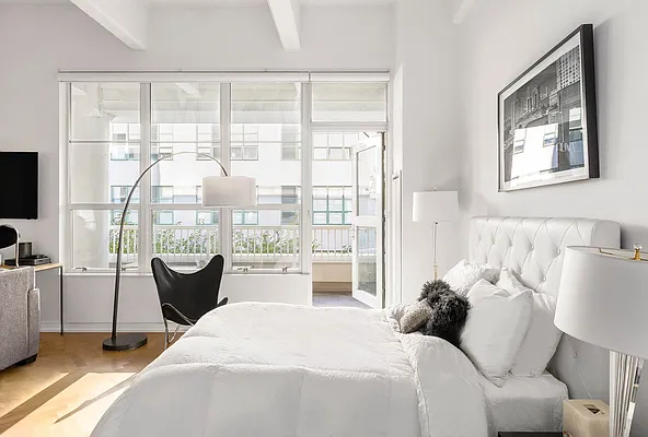 Rented by Douglas Elliman | media 14