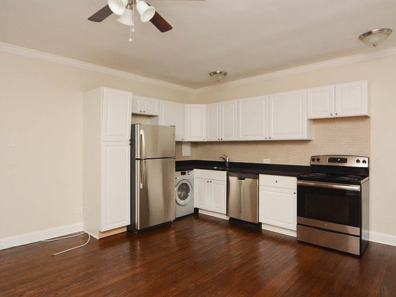 5th image of 3345 N Marshfield Ave APT 407