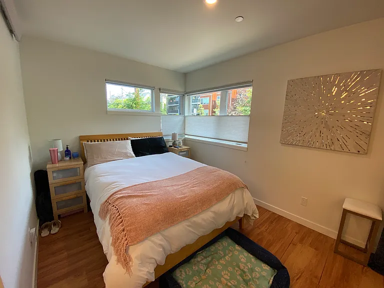 2351 Franklin Ave E #101 — Photo 18