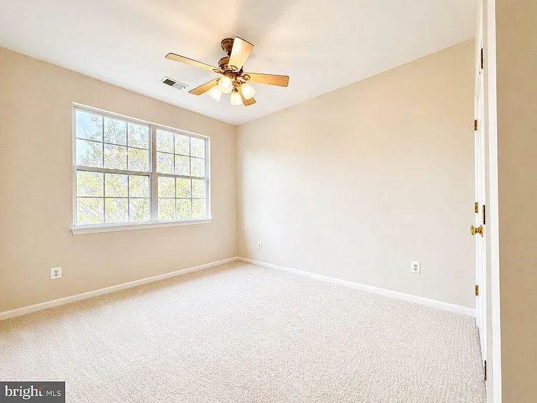 12434 Iona Sound Dr — Photo 21
